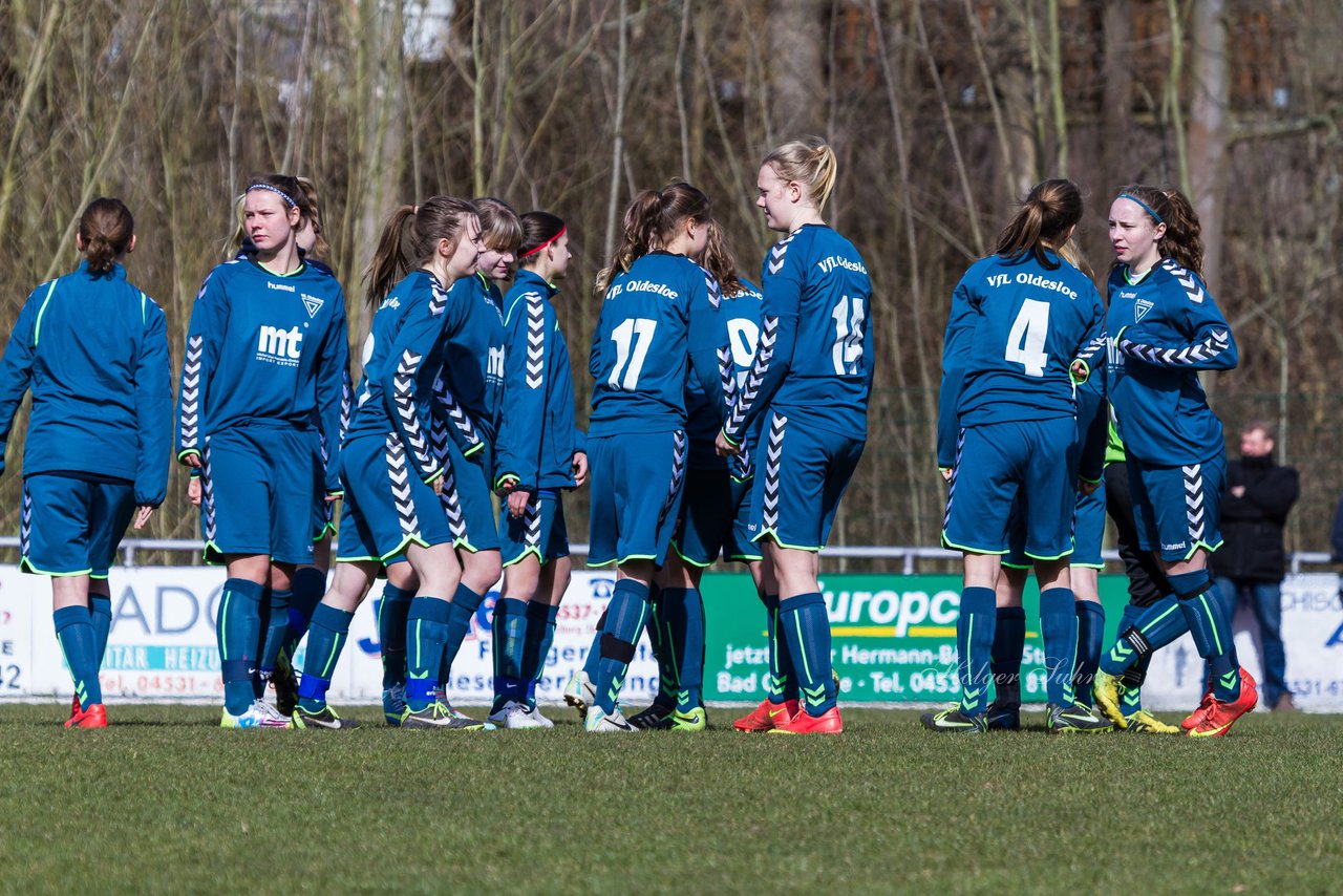 Bild 113 - B-Juniorinnen VfL Oldesloe - Krummesser SV _ Ergebnis: 4:0